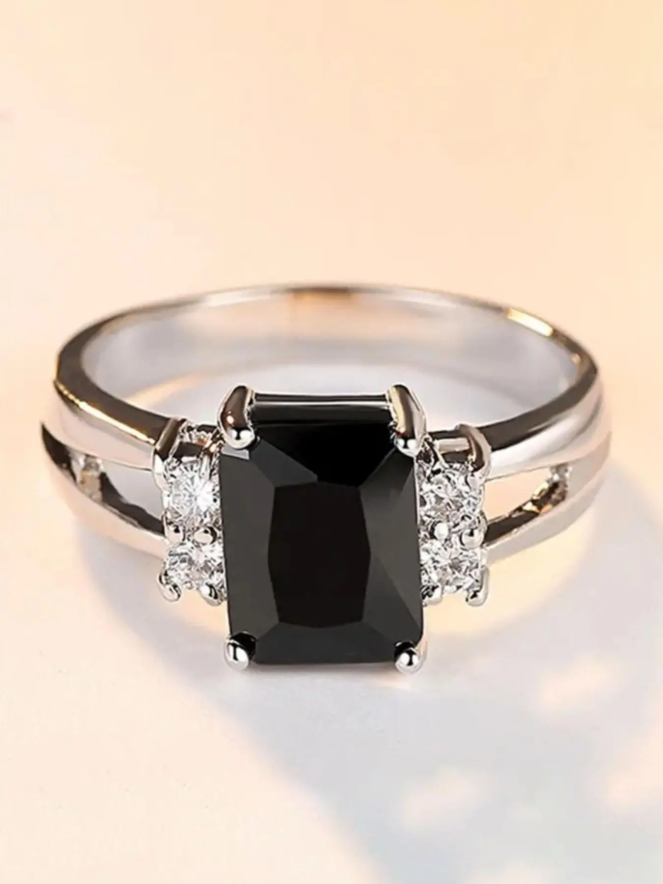 Elegant Cubic Zirconia Decorated Ring, Fashion Hollow Out Accessories for Both Men & Women for Party, Daily Clothing Decor, Trendy All-match & Exquisite Jewelry for Birthday Gift