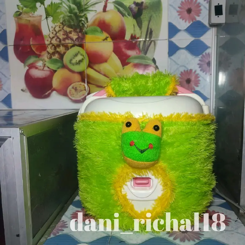 Sarung megicom karakter bulu rasfur / Sarung magicom bulu rasfur Biru Hijau 2