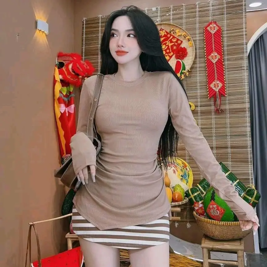 M35 - ÁO TAY DÀI ÔM PHỐI CV NGẮN