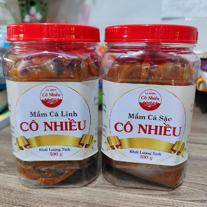 combo 1kg mắm gồm (hộp 500g mắm cá linh và hộp 500g mắm cá sặc) Cô Nhiều vị mặn