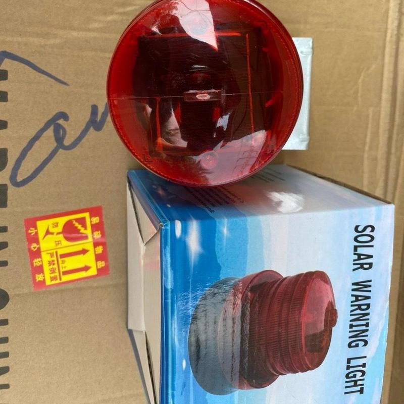 ĐÈN CẢNH BÁO NĂNG LƯỢNG MẶT TRỜI DÙNG ĐẾ NAM CHÂM, đèn cảnh báo sự cố năng lượng độ sáng: 12000-14000MCD. 0