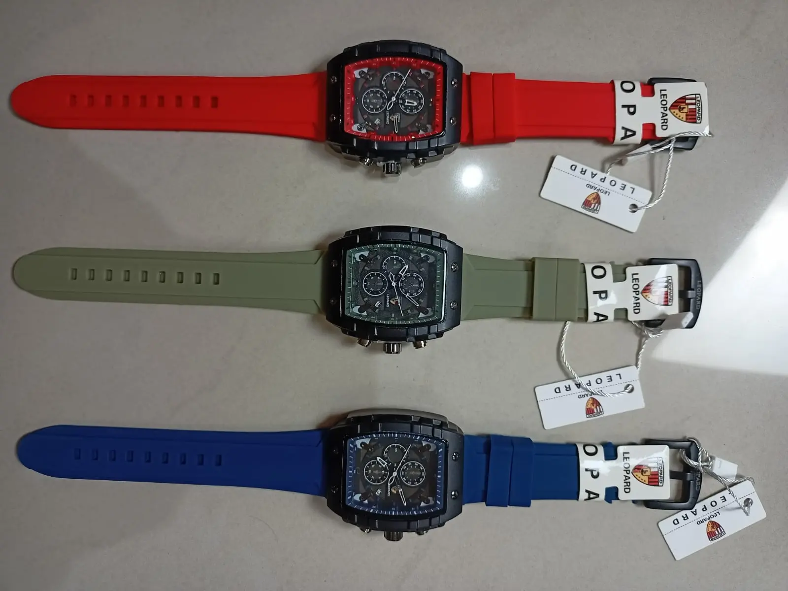 JAM TANGAN LEOPARD TYPE 8018 (K9)