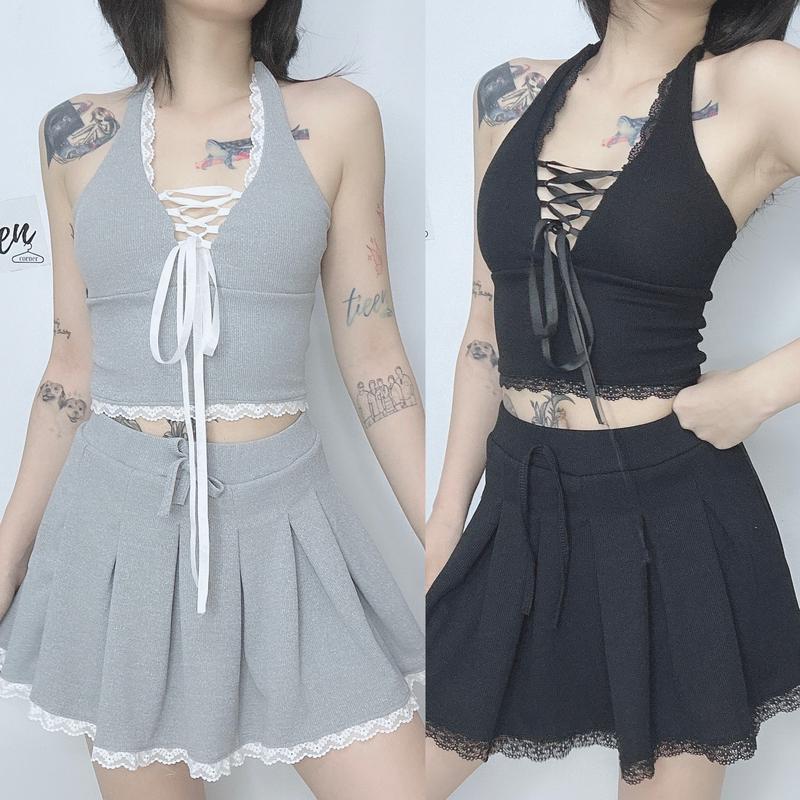Set bộ đồ áo yếm buộc cổ hở ngực kèm chân váy xếp ly xòe lưng thun co giãn phối ren tieencorner 502
