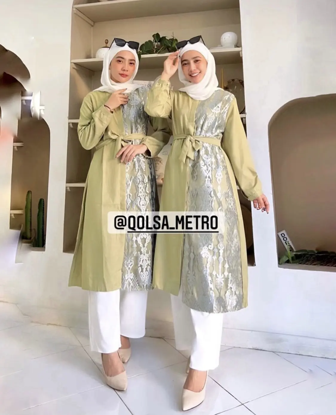 Chalitta Tunik Mutiara Series