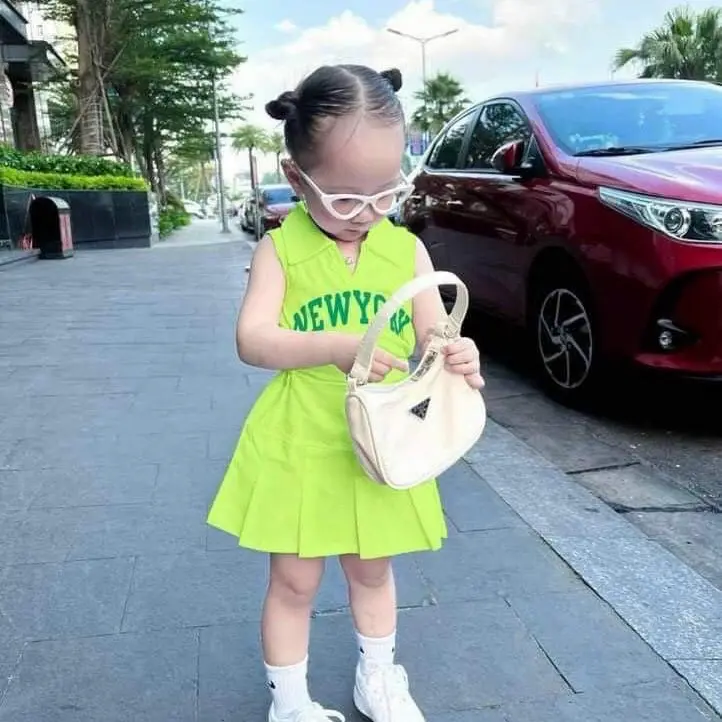 M1Sét chân váy xếp ly bé gái sát lách  Mát thoáng khí Trẻ mới tập đi