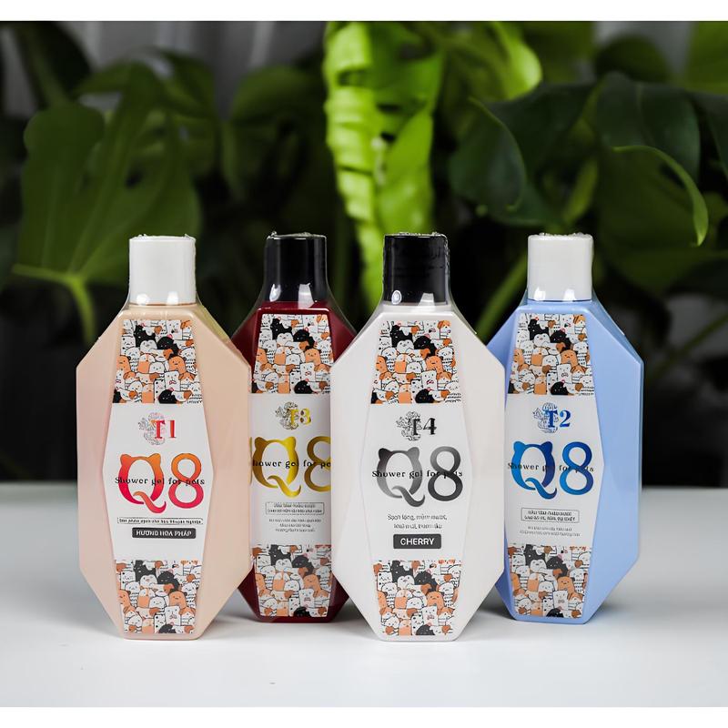 Sữa Tắm Thảo Dược Cao Cấp Cho Chó Mèo Q8 200ML