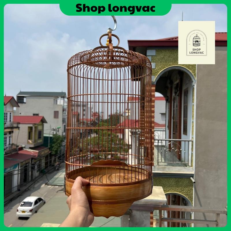 Lồng nan mau dành cho chim khuyên yến hút mật choè đất. Lồng 4 vanh nan mau ráp sẵn 72 nan lồng. Kích thước rộng 28cm cao 45cm.. Có đầy đủ phụ kiện miễn phí vận chuyển.