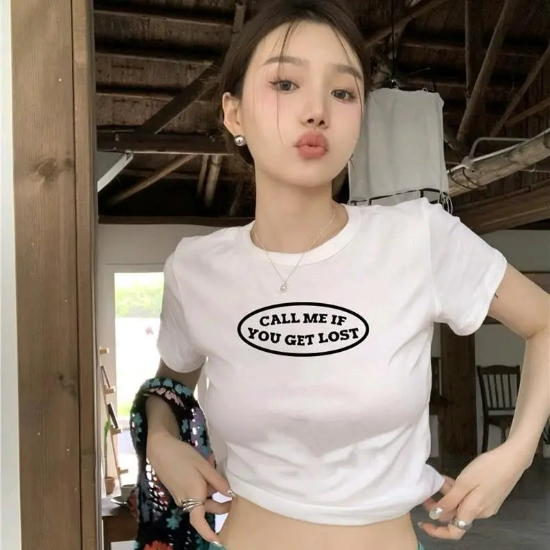 Áo thun croptop in chữ ạ 9128
