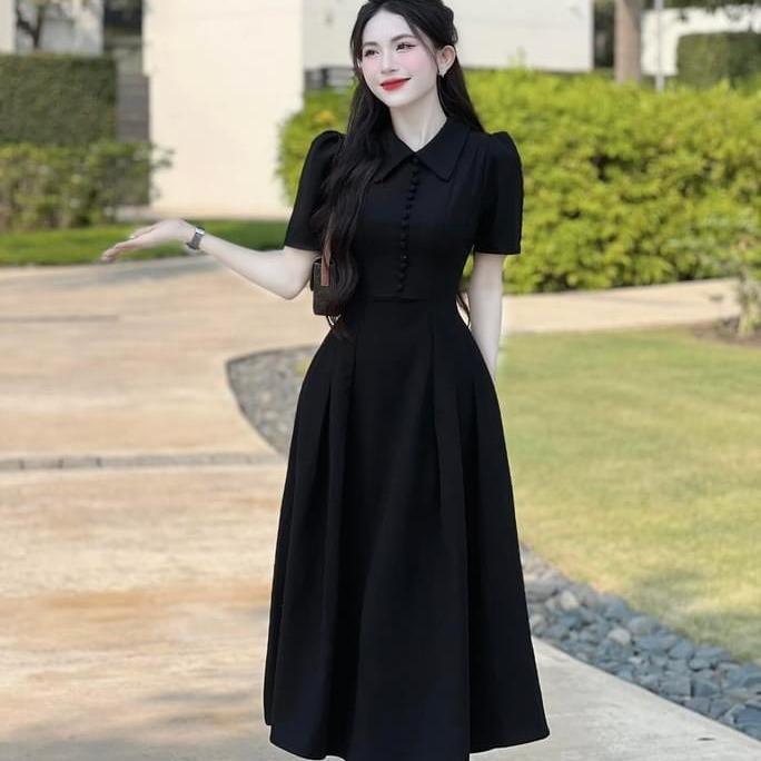 Đầm Dáng Dài Cổ Trụ Phối Nút Thời Trang Nữ