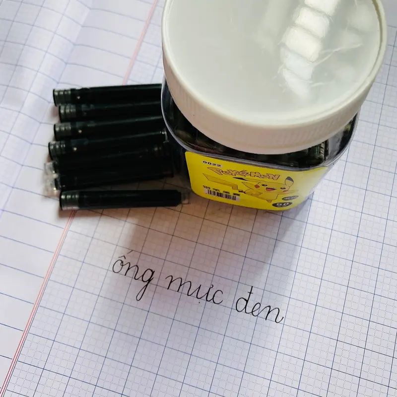 Lọ 50 ống mực tím, xanh , đen dùng cho bút máy 4