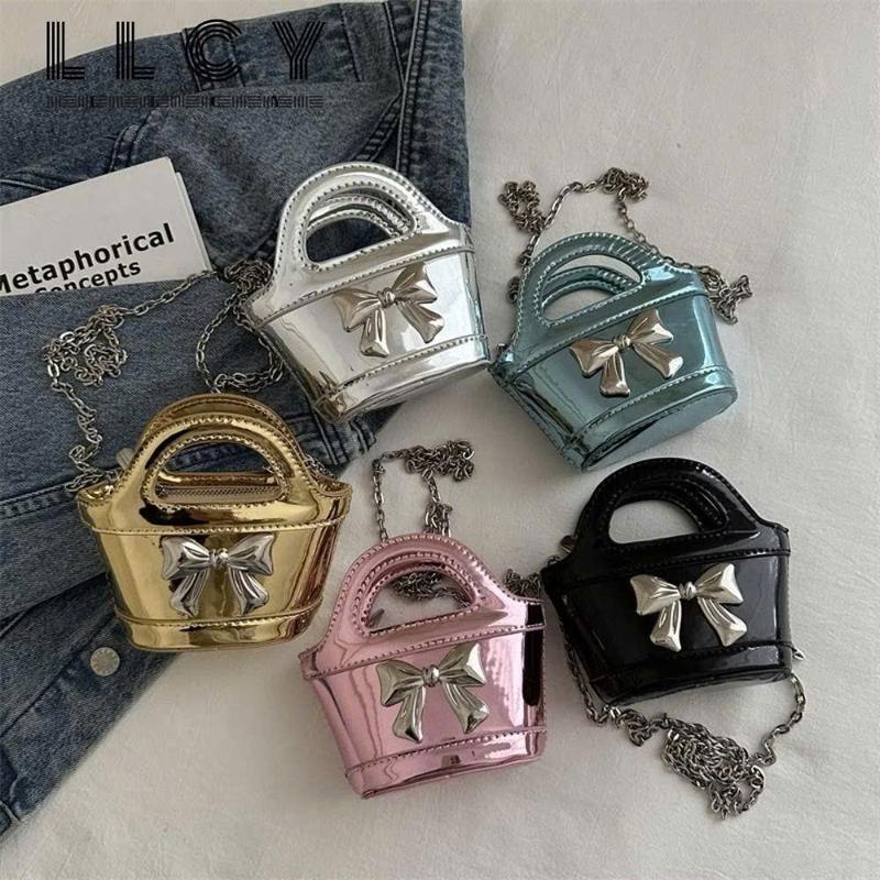 Túi nơ đeo chéo da bóng trơn quai xích mẫu mới Bag Nữ Kem