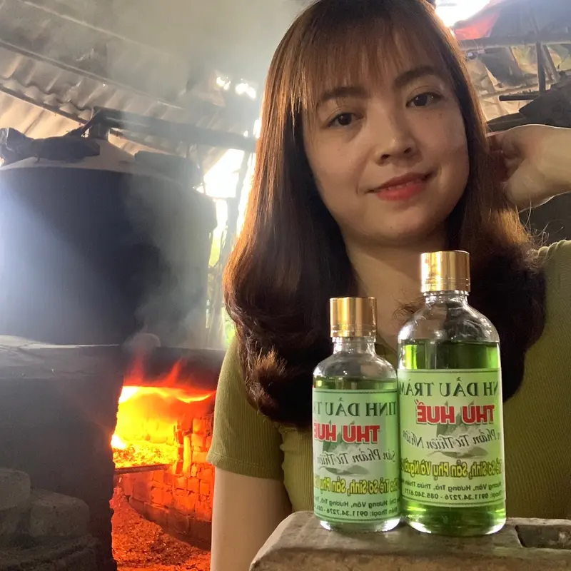 Tinh dầu tràm nhà em tự nấu chai 100ml 0