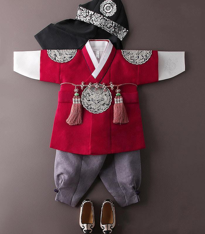 Hanbok hàn quốc tết 2024 cho bé trai 1