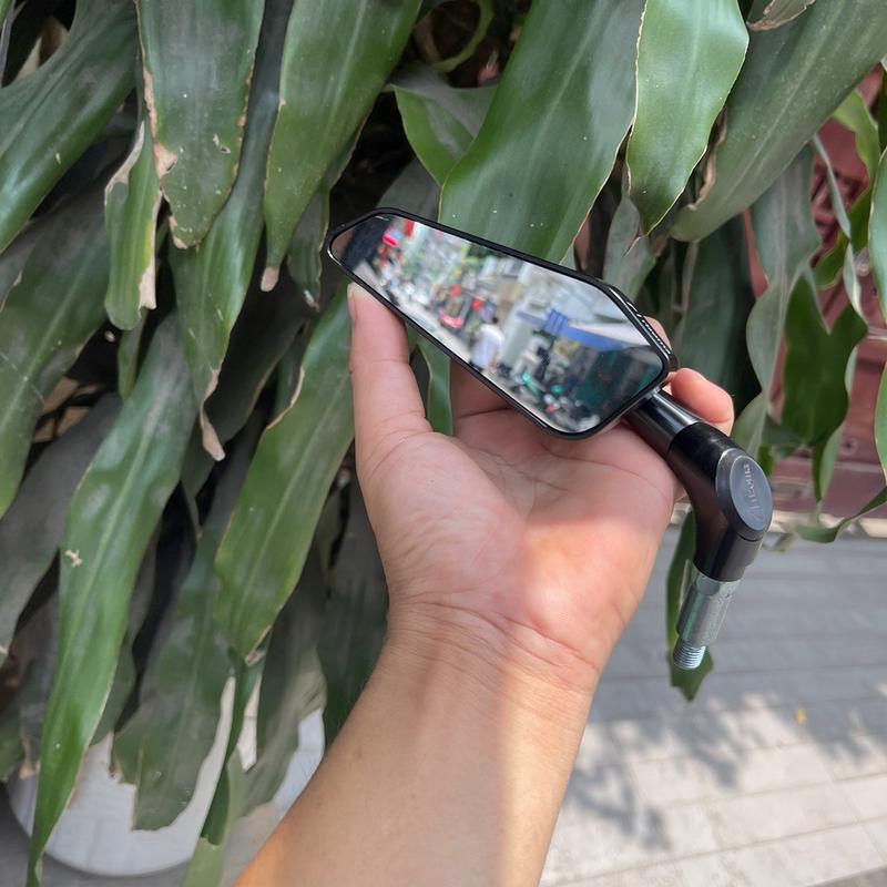 Gương 744 mặt kính trong 1