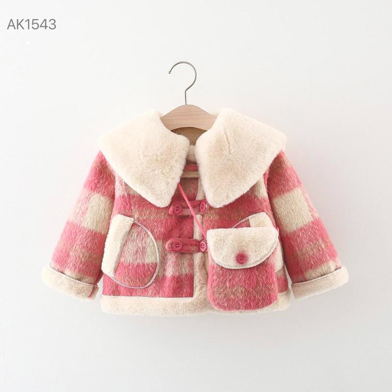 AK1543- Áo Khoác Chất Liệu Dạ Kẻ Màu Hồng Cổ Kem Kèm Túi Cho Bé Gái Từ 9-22kg