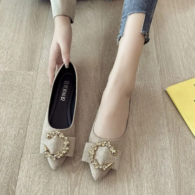 Giày Đế Bằng, Mũi Nhọn, Phong Cách Hàn Quốc Mới Nhất, Thích Hợp Cho Mùa Lò Xo Và Mùa Thu, Gót Bằng, Chất Liệu Da Lộn, Cắt Thấp, Gommino, Thời Trang Nữ, Giày Dễ Phối Đồ Shoes 2