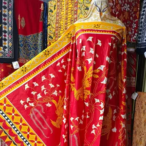 Kain Batik Khas Nias Motif EU Fangorifi, warna Merah dan Hitam