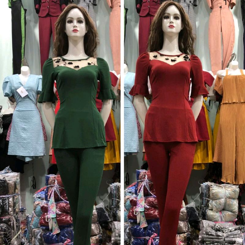 Sét Bộ Xẻ Tà Tay Lỡ Phối Ren Cổ Quần Dài Phom Ôm Cho Nữ Vải Co Giãn 4 Chiều Thấm Hút Mồ Hôi Áo Thun Kem Xám