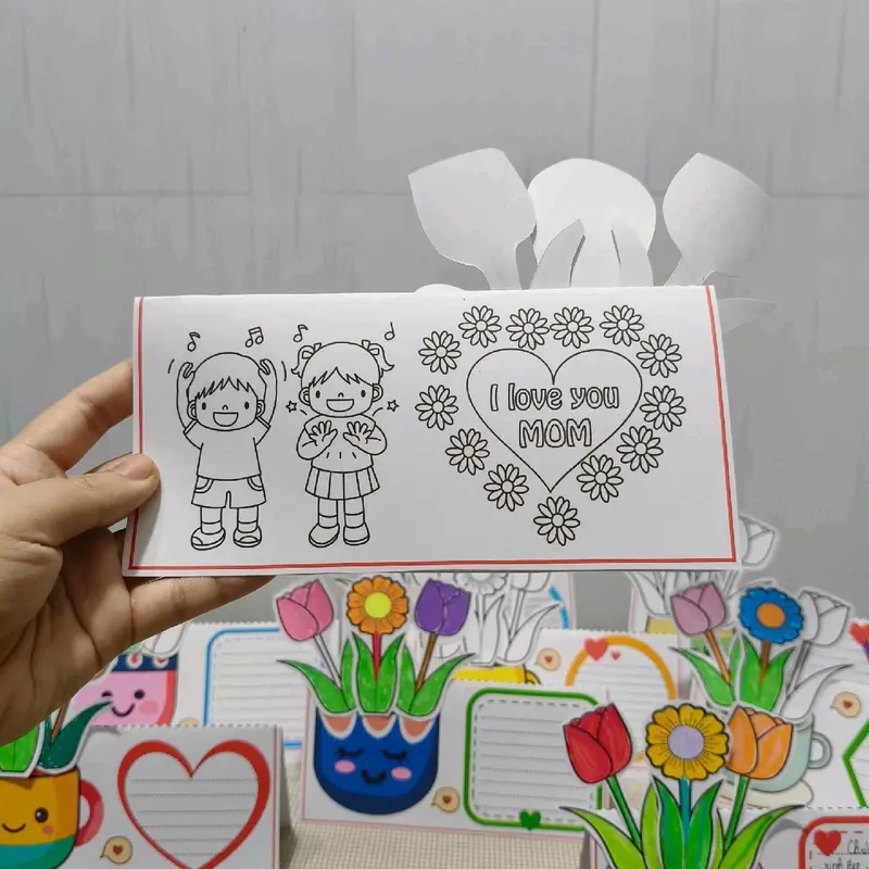 Thiệp để bàn tặng mẹ 8.3, 20.10, giấy dày kích thước A4 4