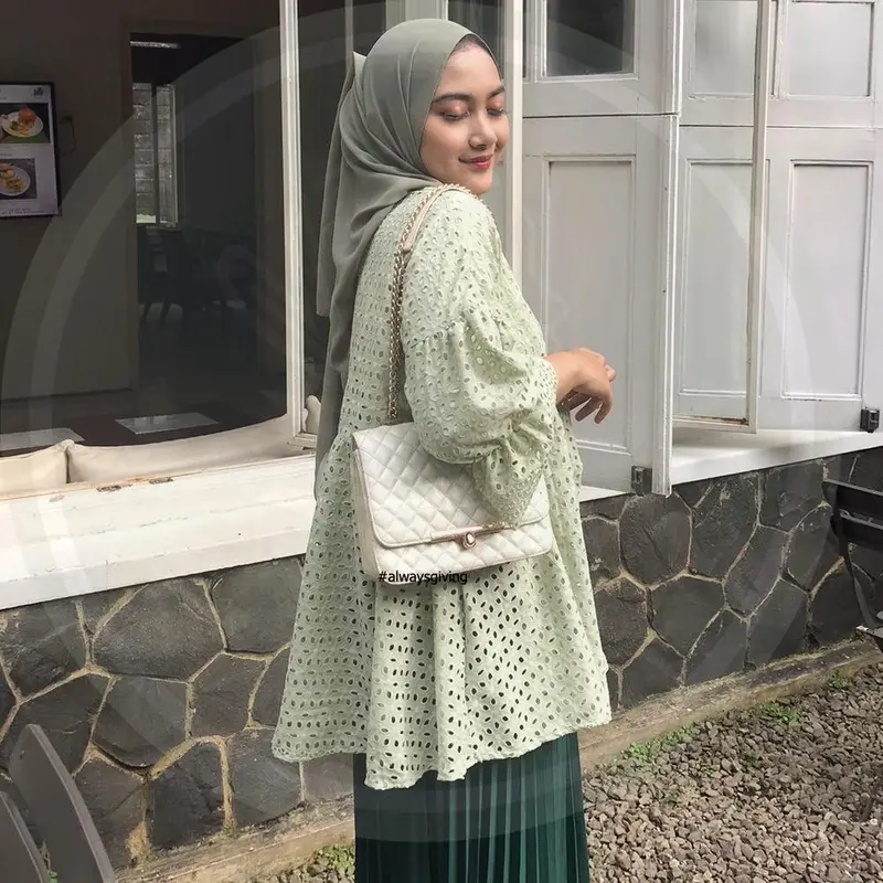 HYUNA OUTER Cardigan Jeans Jaket Cardigan Panjang