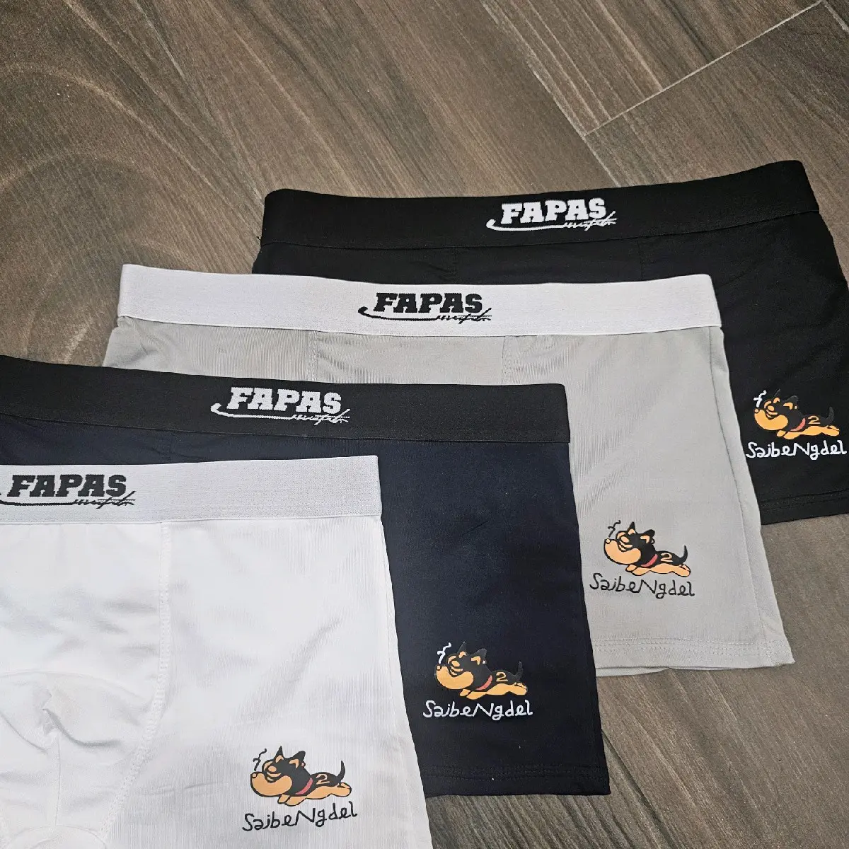 Combo 4 quần sịp nam boxer Quần xì nam vải thun lạnh . Co dãn mềm mát . Lót kháng khuẩn. Quần boxer nam. Menwer (được chọn màu ) (che tên sản phẩm)