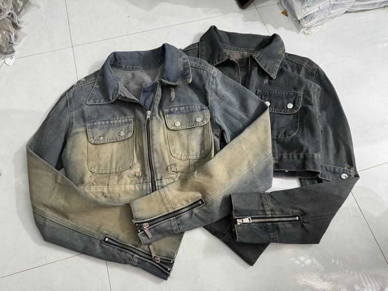 Product Introduction of Áo khoác jeans dây kéo phối túi phối đai khoá kéo tay áo QC cao cấp 2