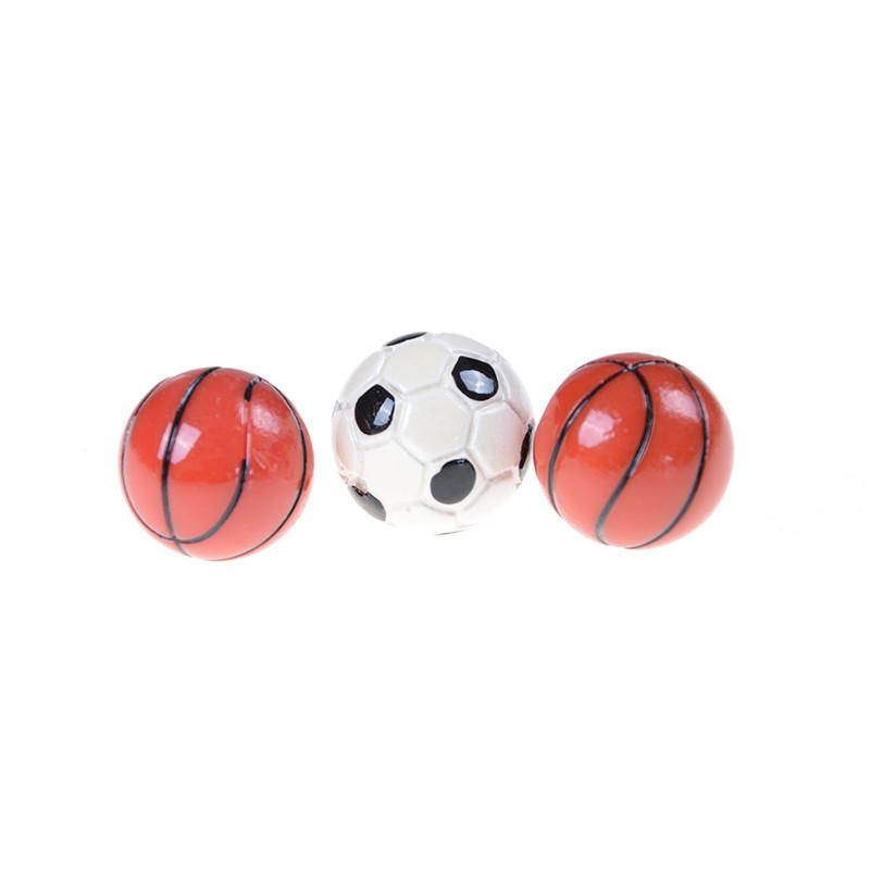 1:6/1:12 Dollhouse Miniature Sports Balls Soccer Football and Basketball Decor 0