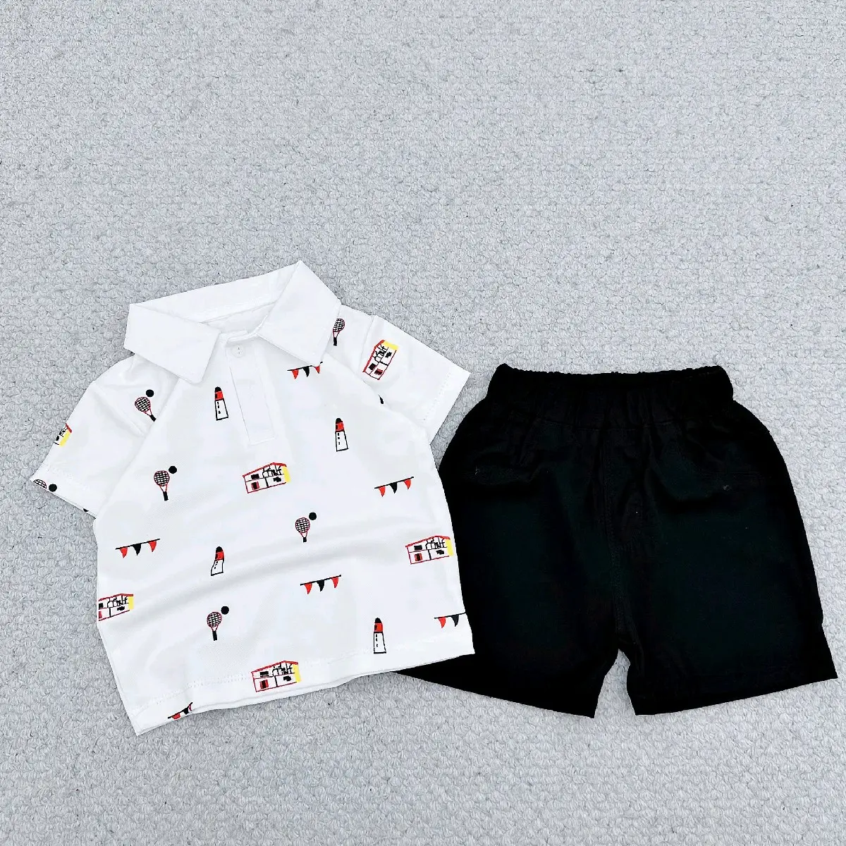 (chuẩn size)Áo polo hoạ tiết bút chì cùng quần kaki vải hai da mềm đẹp cho bé 8-25ký