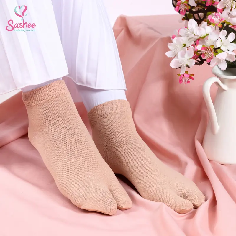 Kaos Kaki Sashee Model Tumit Jempol Pendek Wanita Dewasa Muslimah