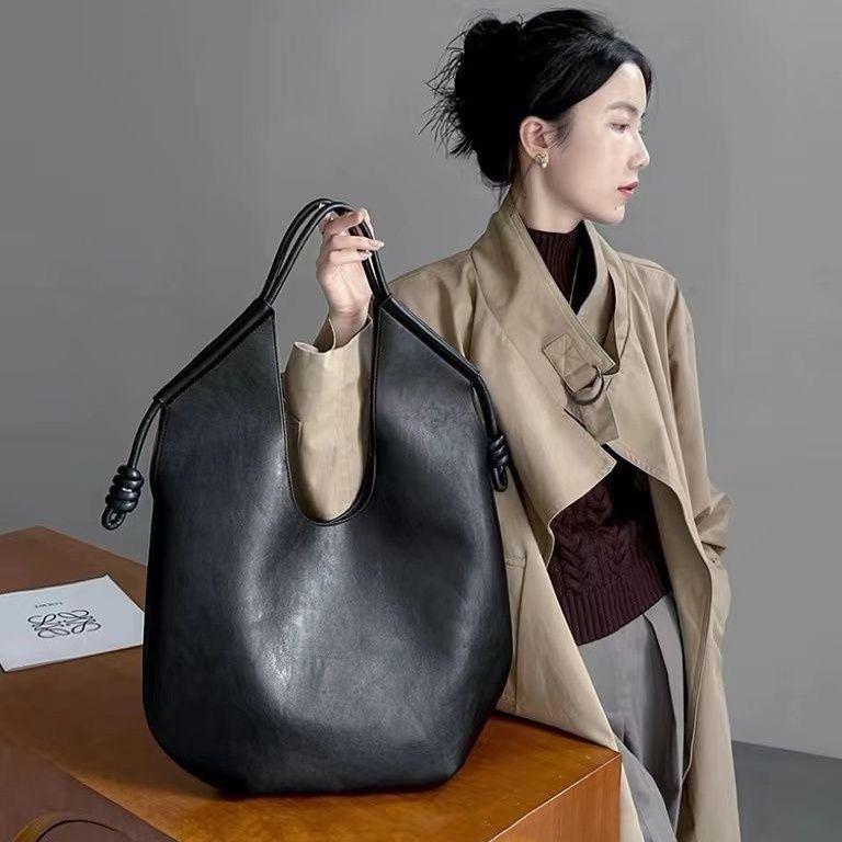 Túi Tote Tối Giản, Thiết Kế Độc Đáo Sức Chứa Lớn, Thích Hợp Đi Lại, Túi Đeo Vai Và Dưới Cánh Tay Hàng Mới Về Mùa Hè 2024, Cao Cấp 0