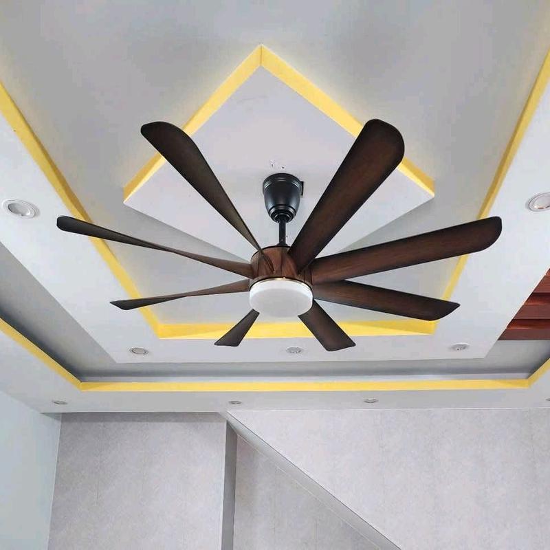 quạt trần đèn 8 cánh cánh ABS ,6 cấp độ gió ,đèn 3 màu anh sang,đồng cơ DC lõi đồng...