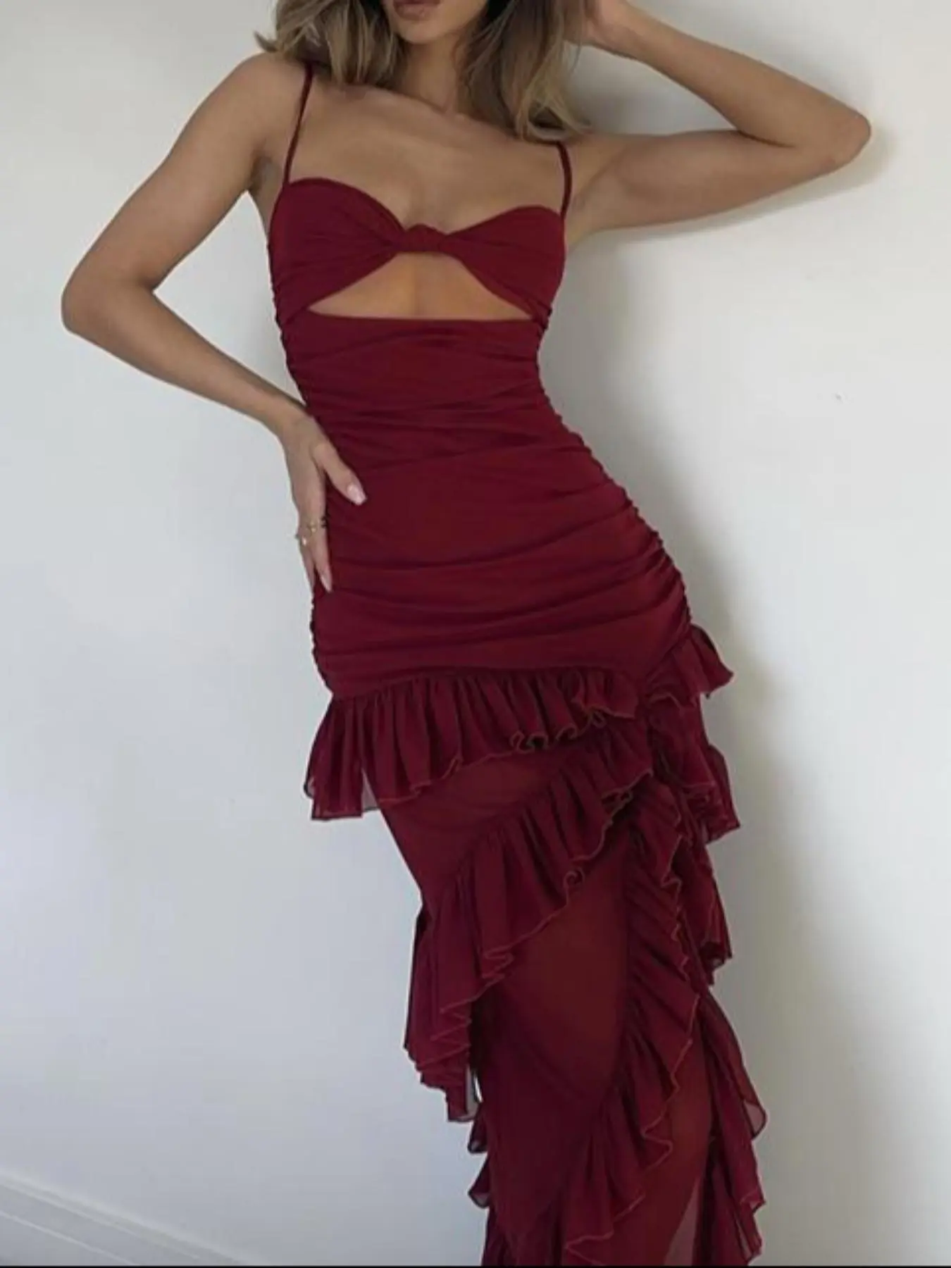 Women's Plain Cut Out Ruched Ruffle Trim Cami Dress, Fashion Casual Sleeveless Knot Front Split Hem Maxi Dress for Party Club Dating Wear, Ladies Summer Clothes