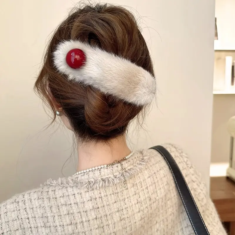 Stylish Shark Clip for Updos & Half-Up Styles