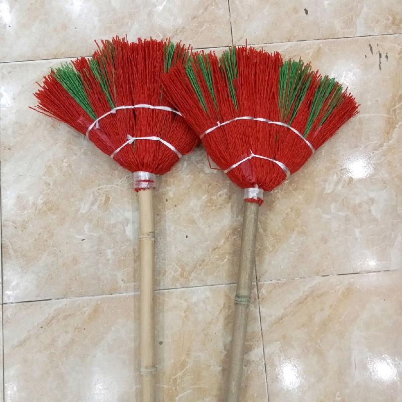 chổi chiếu quét sân, quét lá, quét nhà tiện ích trong gia đình 1