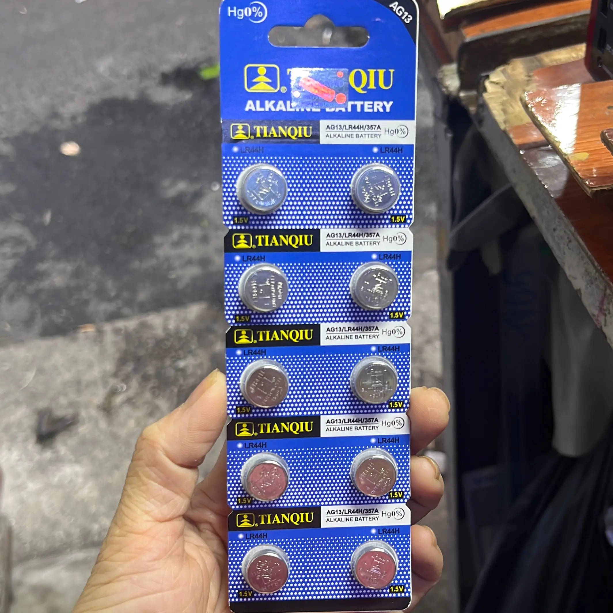 Vỉ pin LR44 pin thay cho tai trợ thính,đồng hồ,chìa khoá oto