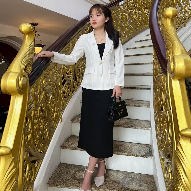 Áo khoác vest Nữ công sở Chất tuyết mưa dày dặn, áo vest tặng mẹ áo 1 lớp (40-80kg) kèm cài áo hoa  Women 1