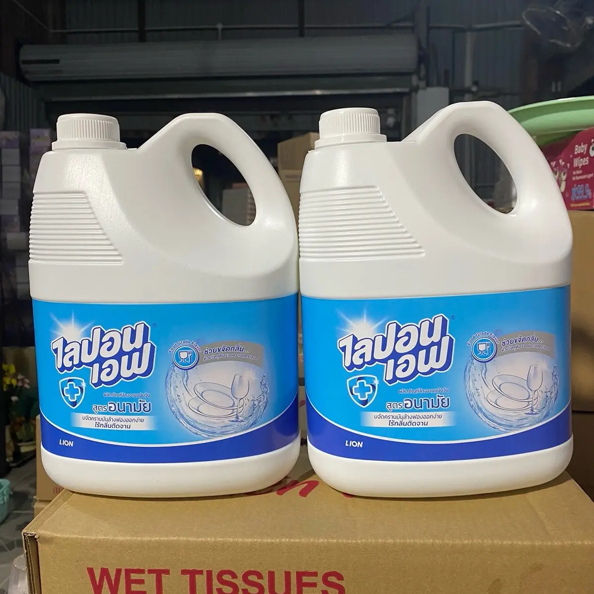 NƯỚC RỬA CHÉN Lipon Thái Lan Can 3,6l Không Mùi an toàn Cho Da Tay Rửa Bát
