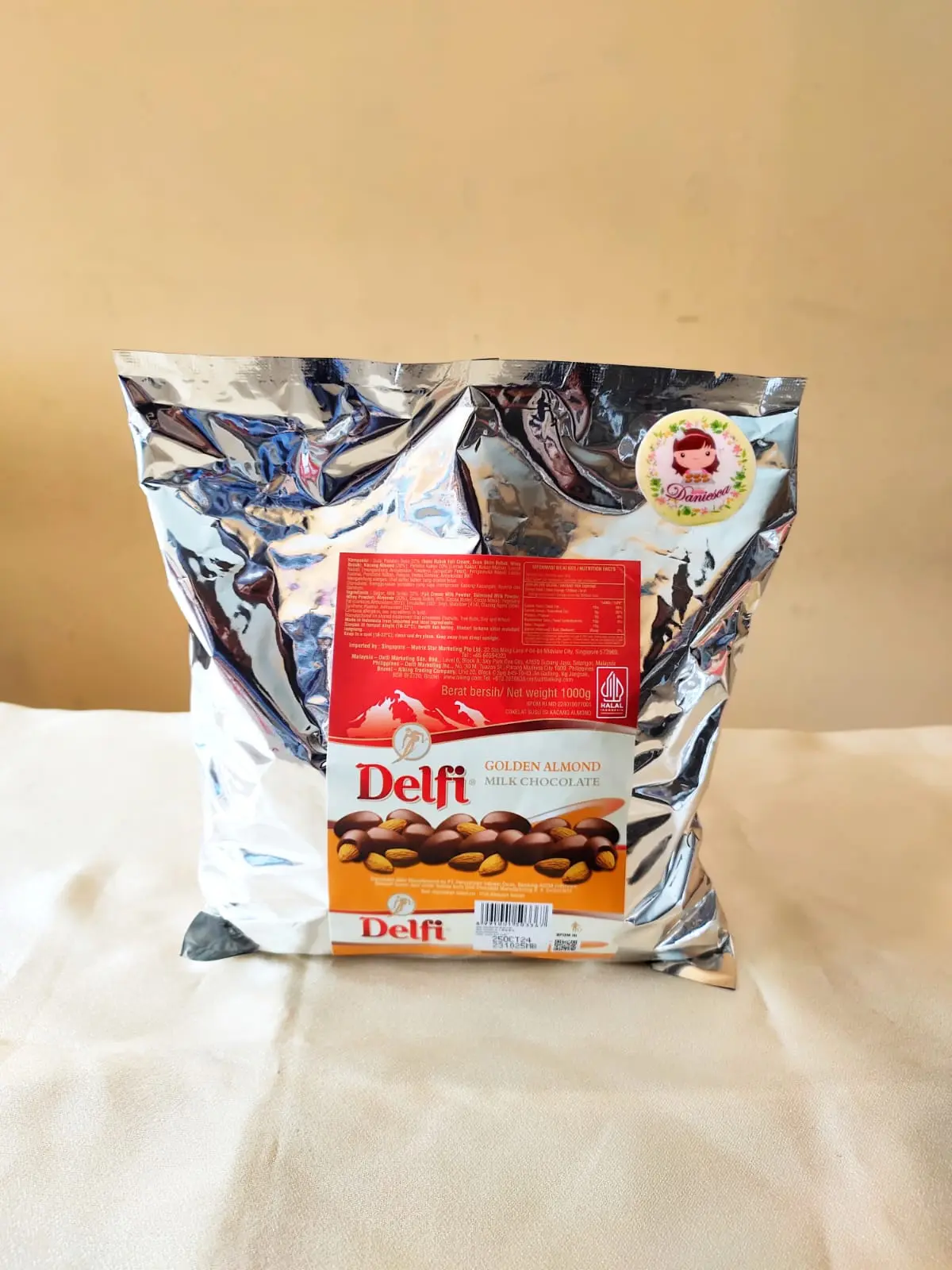 1Kg Coklat Delfi golden almond Delfi dragees coklat kiloan best seller Chocolate