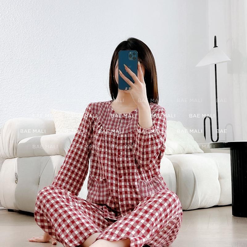 Product Introduction of Bộ Mặc Nhà Dáng Dài Kẻ 31101311 Áo Nữ - BAE MALI 4