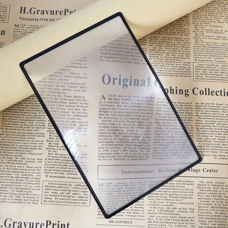 Magnifying Glass A5 Full Page Large Sheet Magnifier Magnifying Glass Book Page Magnification 3X Ultra-thin Magnifier Loupe