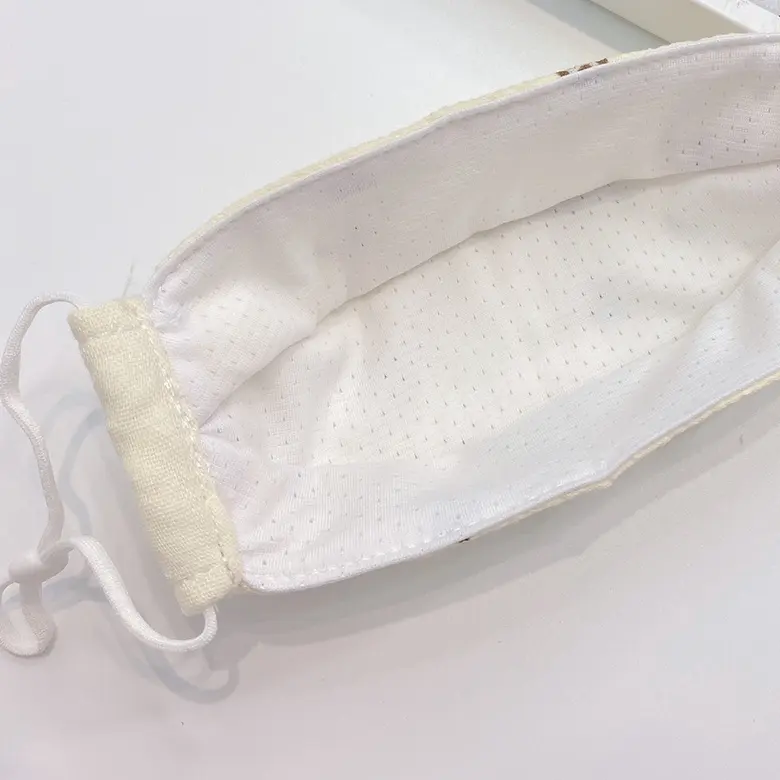 Khẩu trang cho bé 4 lớp chống bụi, họa tiết đáng yêu 5