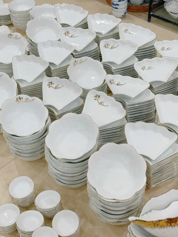 Bộ Bát Hoa Mặt Trời Men Trắng Vẽ Sen Vàng kim 24k- Gốm Bát Tràng Cao Cấp 7