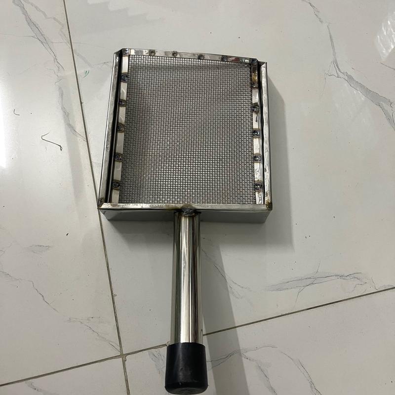 Sàng cát chuồng gà