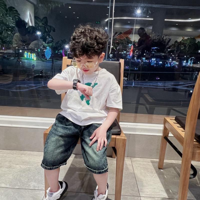 Áo phông gấu + quần bò mài siêu hót cho bé iu hot nhất hiện nay