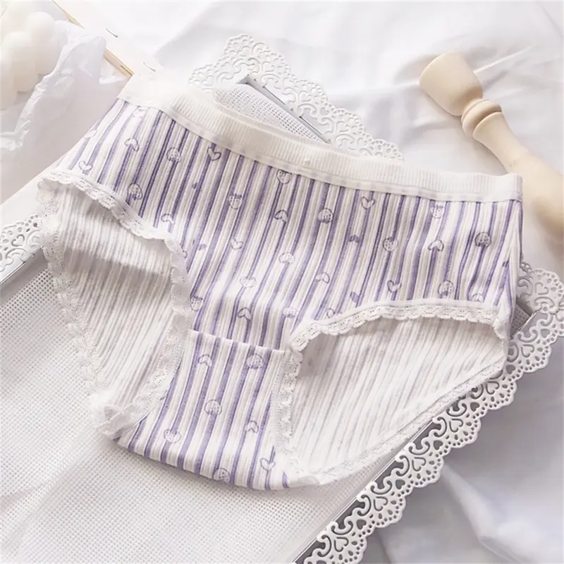Quần Lót Màu Tím Cho Nữ, In Hình Thỏ Dễ Thương, Cạp Trung, Làm Bằng Cotton, Thoáng Khí Và Thoải Mái, Thích Hợp Cho Học Sinh Và Thể Thao, Đồ Lót Dễ Phối Đồ 3