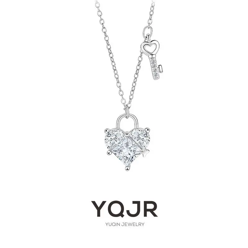 Titanium Steel Necklace Heart Necklace for Women Light Luxury Niche Ins Diamond-Encrusted Heart Key Clavicle Chain
