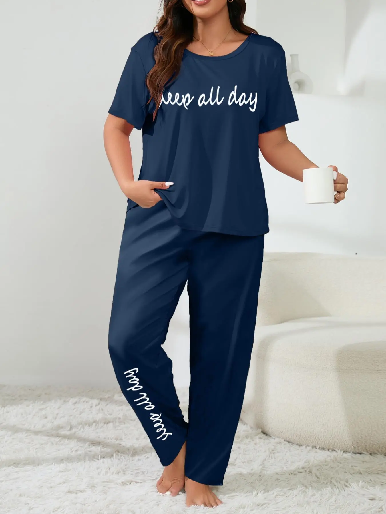 【Plus Size】Letter Print Tee & Pants Loungewear Set, Casual Comfy Round Neck Short Sleeve T-shirt & Trousers Pj Set, Women's Sleepwear for All Seasons, Pajamas