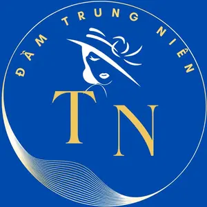Đầm trung niên Trần Nga
