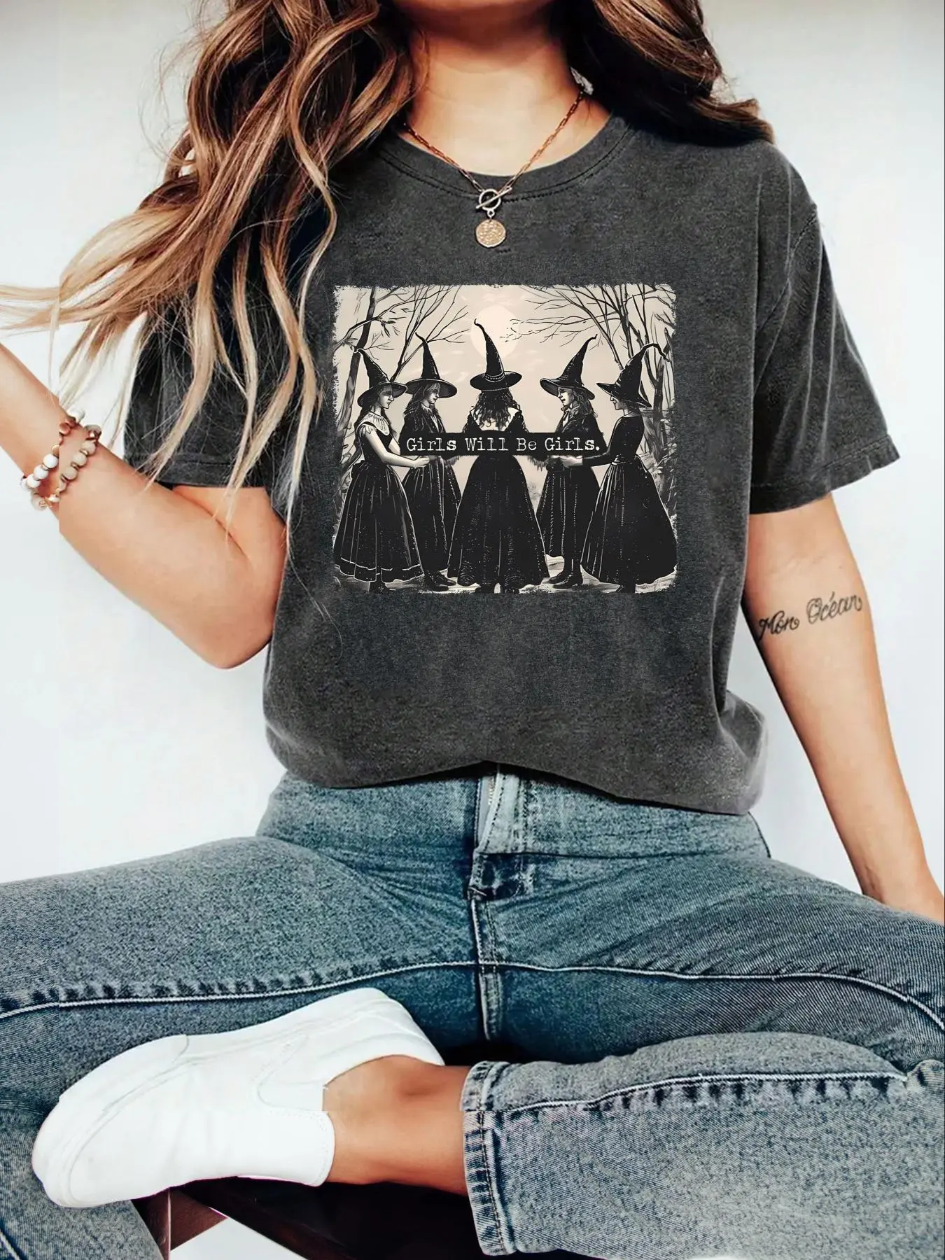 Women's Round Neck Tee, Fashion Casual Halloween Cartoon Witch Print Short Sleeve T-shirt for Daily Wear, Ladies Summer Clothes, Workwear for Women