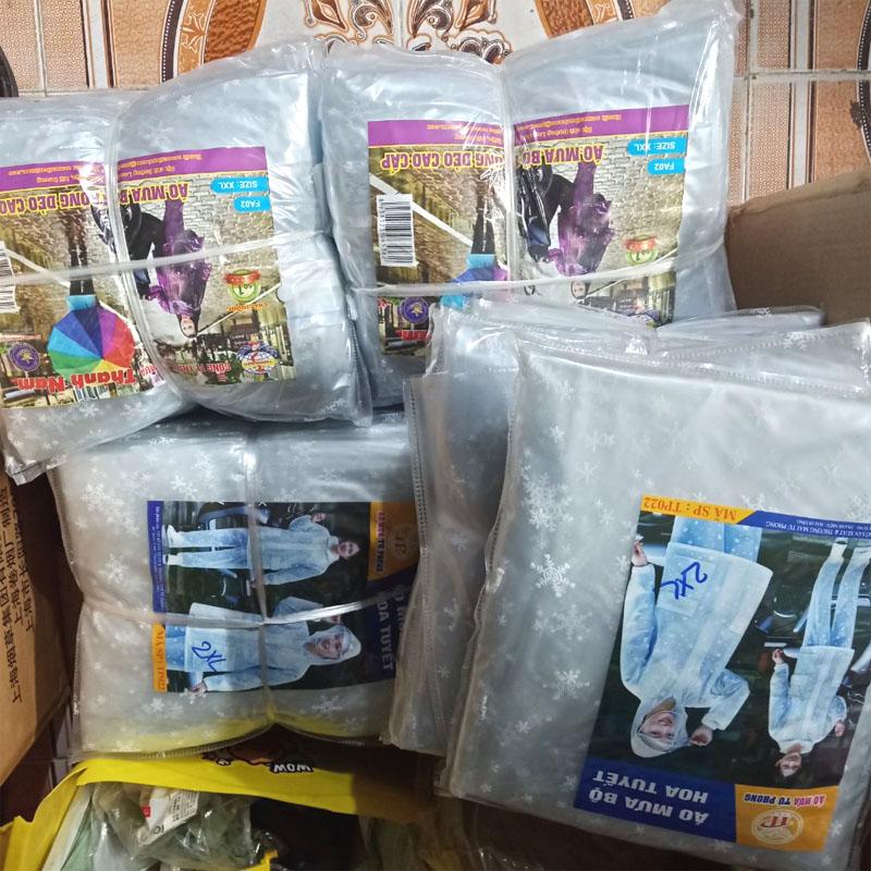 Bộ Áo Mưa Có Kính Che Mặt Họa Tiết Nhựa Dẻo Hoa Tuyết Trắng Trẻ Trung, Chống Thấm Nước Cho Nam Và Nữ 8